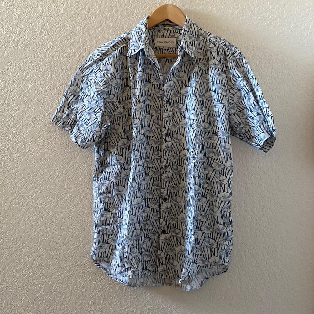 Coastaoro Blue Tropical Floral Men’s M Short Sleeve Cotton Button-Up Shirt